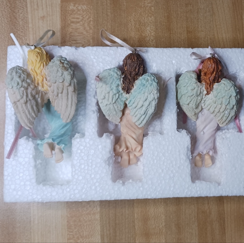 Graceful Angel Ornaments House Of Lloyds Cherished Memories Trio in Pastel Hues - Picture 2 of 9